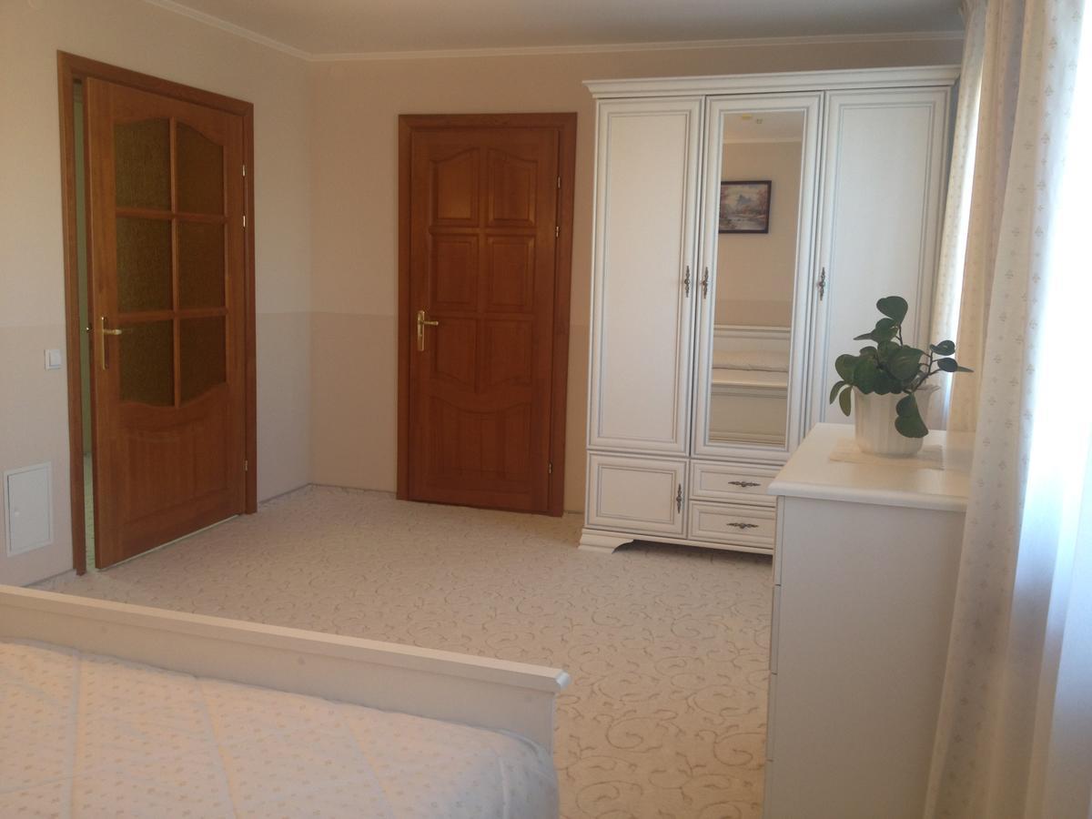 Hotel Muhavets Pruzhany Kültér fotó