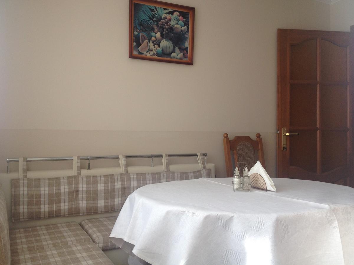 Hotel Muhavets Pruzhany Kültér fotó